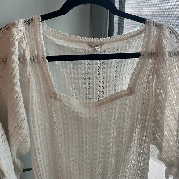 Guess XS Crochet White 3 Quarter Sleeve Coquette babydoll Top 🎀 - Picture 3 of 14